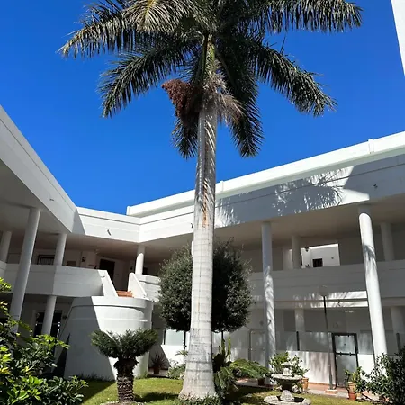 Sun Island Apartment